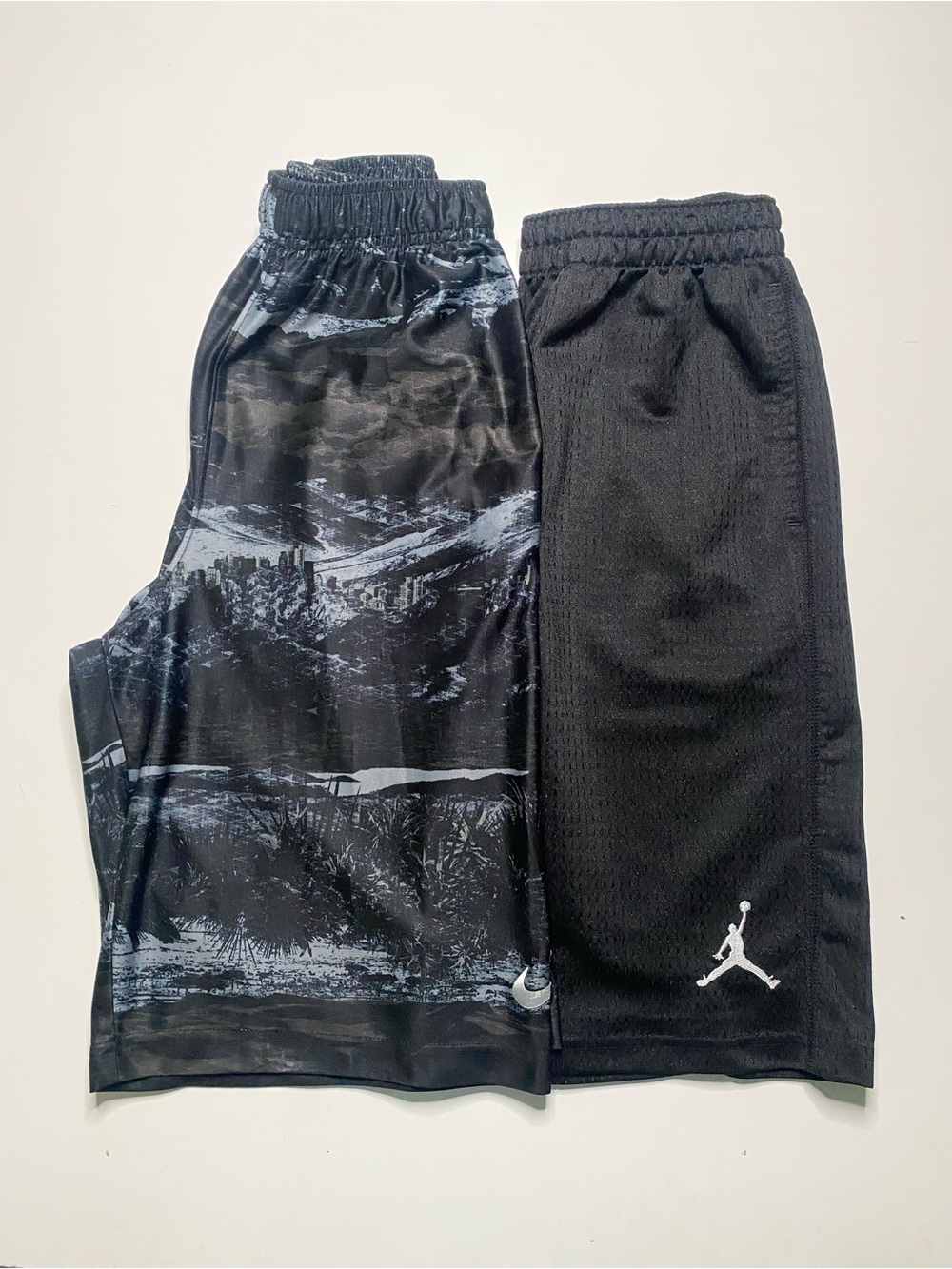2 pairs Nike Jordan Boys Athletic Shorts M Medium 10-12 EUC Like New Bundle Lot